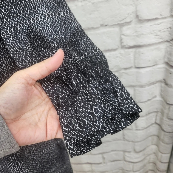 VELVET By Graham & Spencer Black & White One Shoulder Ruffle Anywhere Dress Sz M - Picture 4 of 12